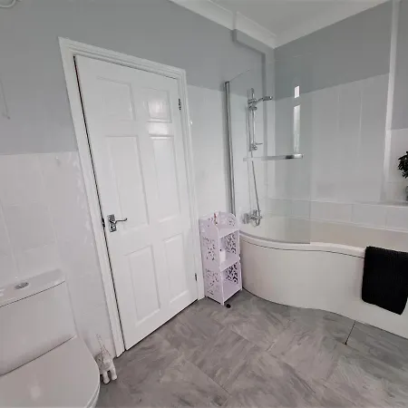 Large Flat Quite Location Modern And Well Equipped Apartment Swanage Exterior photo