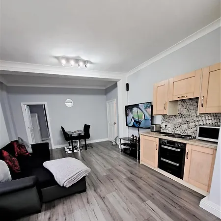 Large Flat Quite Location Modern And Well Equipped Apartment Swanage Exterior photo