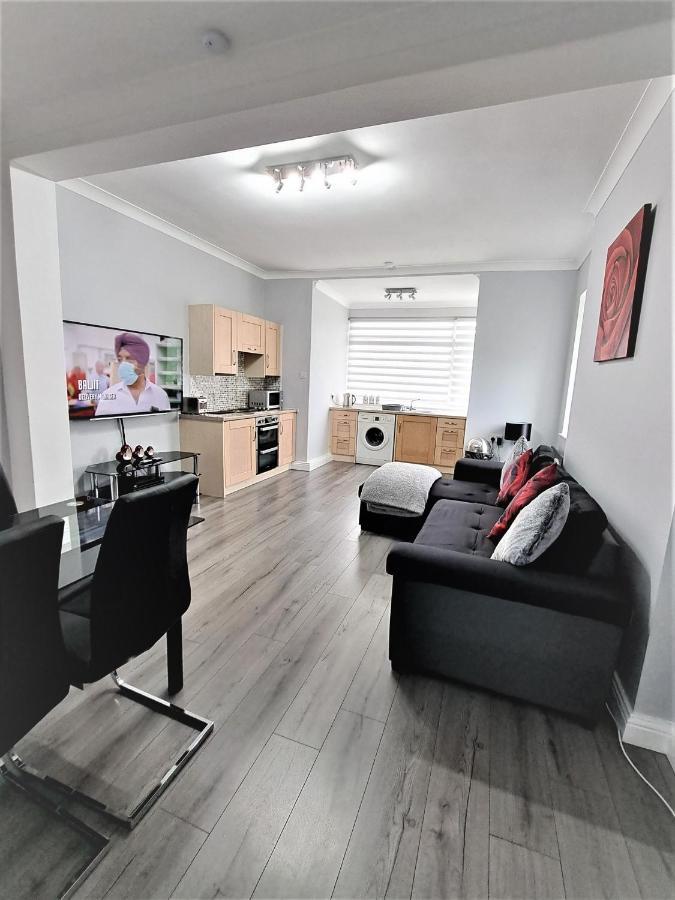 Apartment Large Flat Quite Location Modern And Well Equipped Swanage